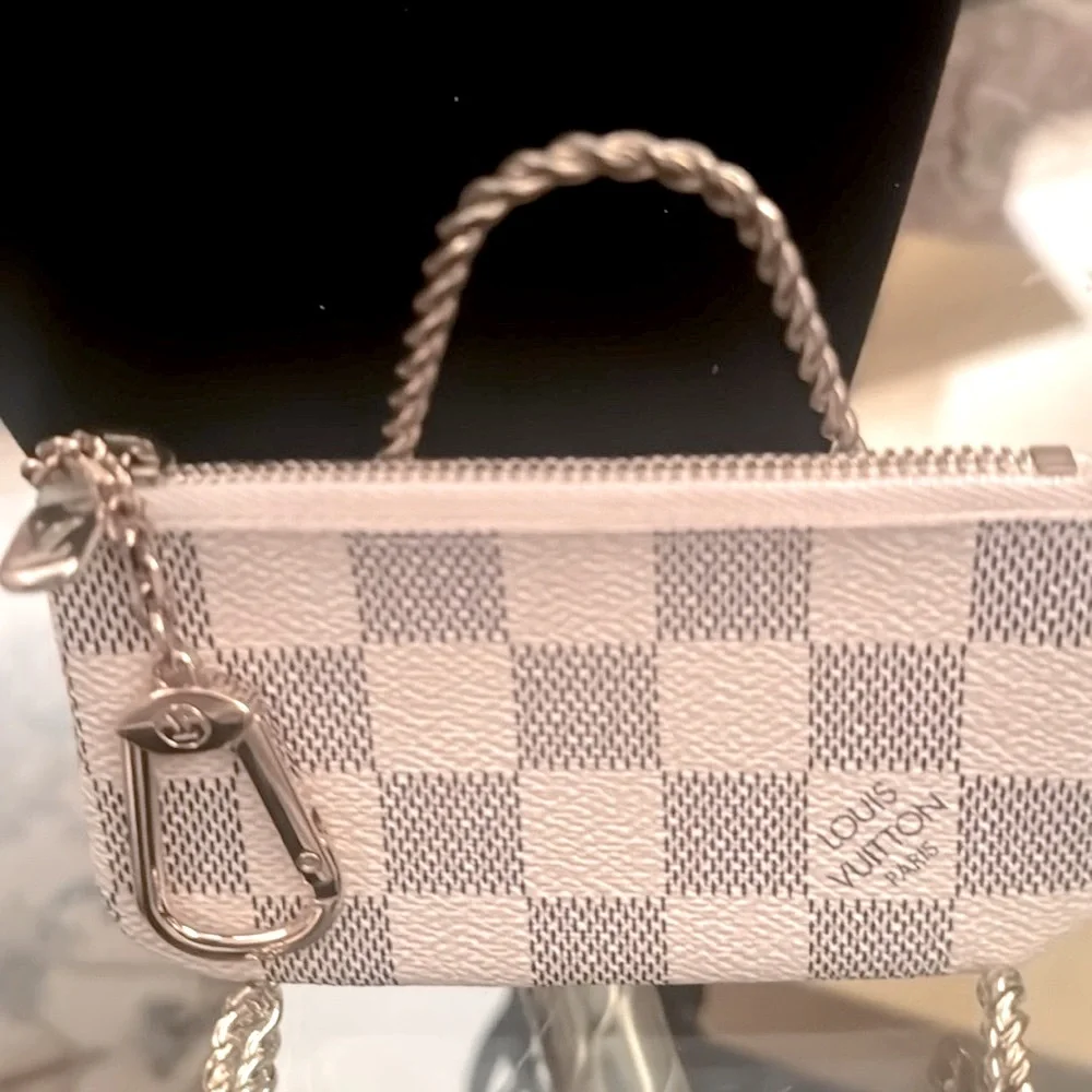 Louis Vuitton key pochette pouch